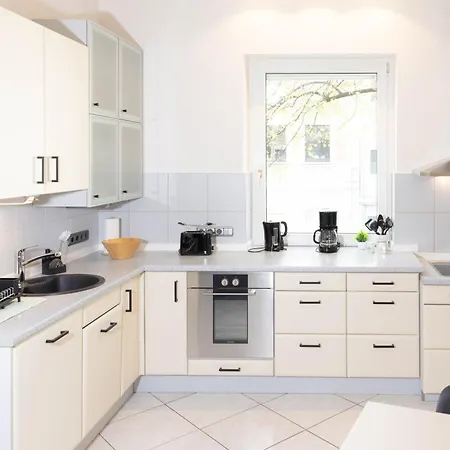 Modernes Am Park Ruhig, Komfortabel, Handtuecher, Bettwaesche, Magentatv